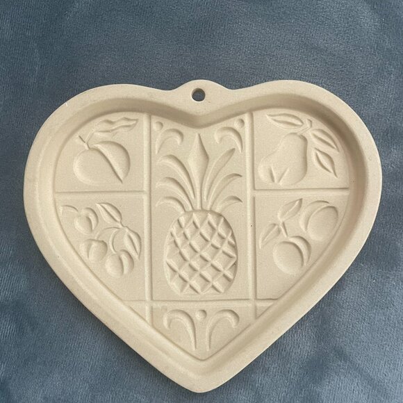 Pampered Chef Stoneware Molds Set of 4 - Picture 2 of 6